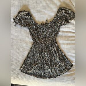 Urban Outfitters Floral Open-Back Romper Dress – Size Small